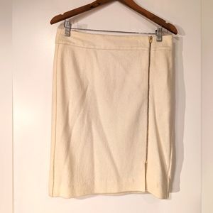 Club Monaco Cream Wool Pencil Skirt with Gold Zipper, size 10
